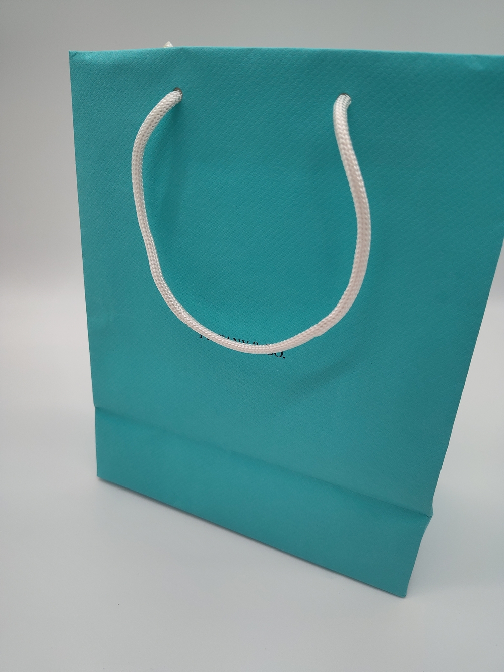 TIFFANY & CO. Gift Bag Tissue Dust Pouches Boutique Packaging Set EUC - Picture 7 of 14